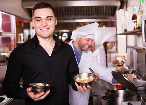 Available Caterer Jobs in London image
